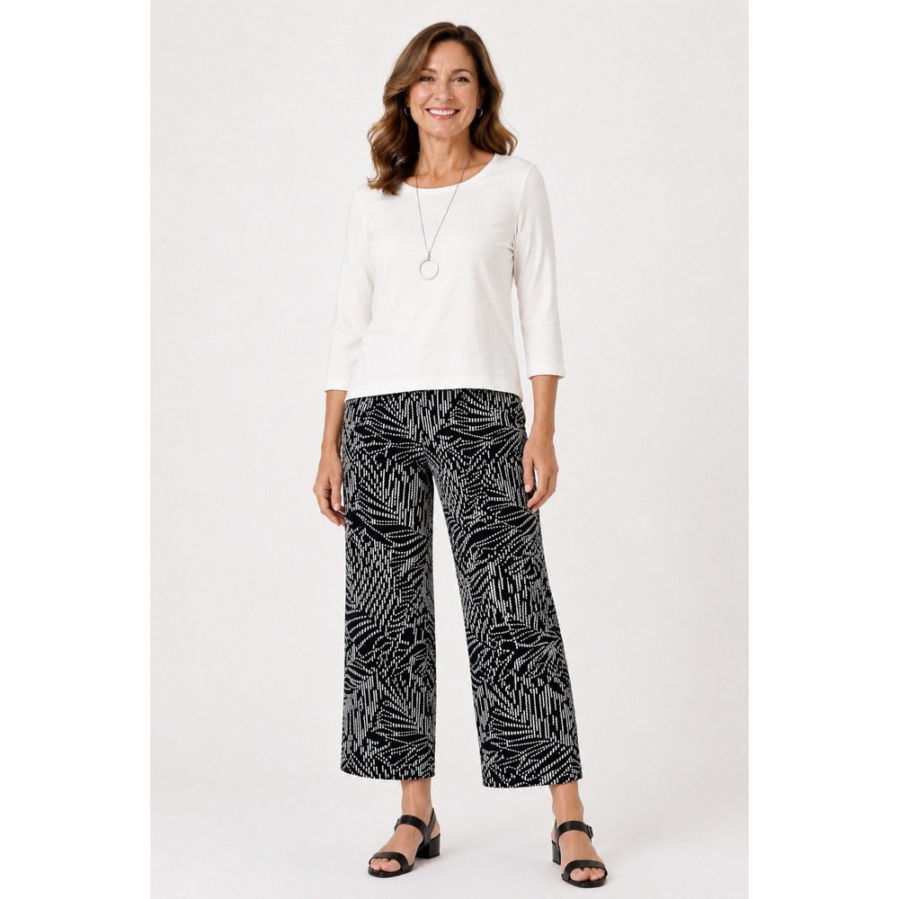 Chicos Travelers Wide Leg Crop Pants Black White Abstract Print Size 3 US 16/18